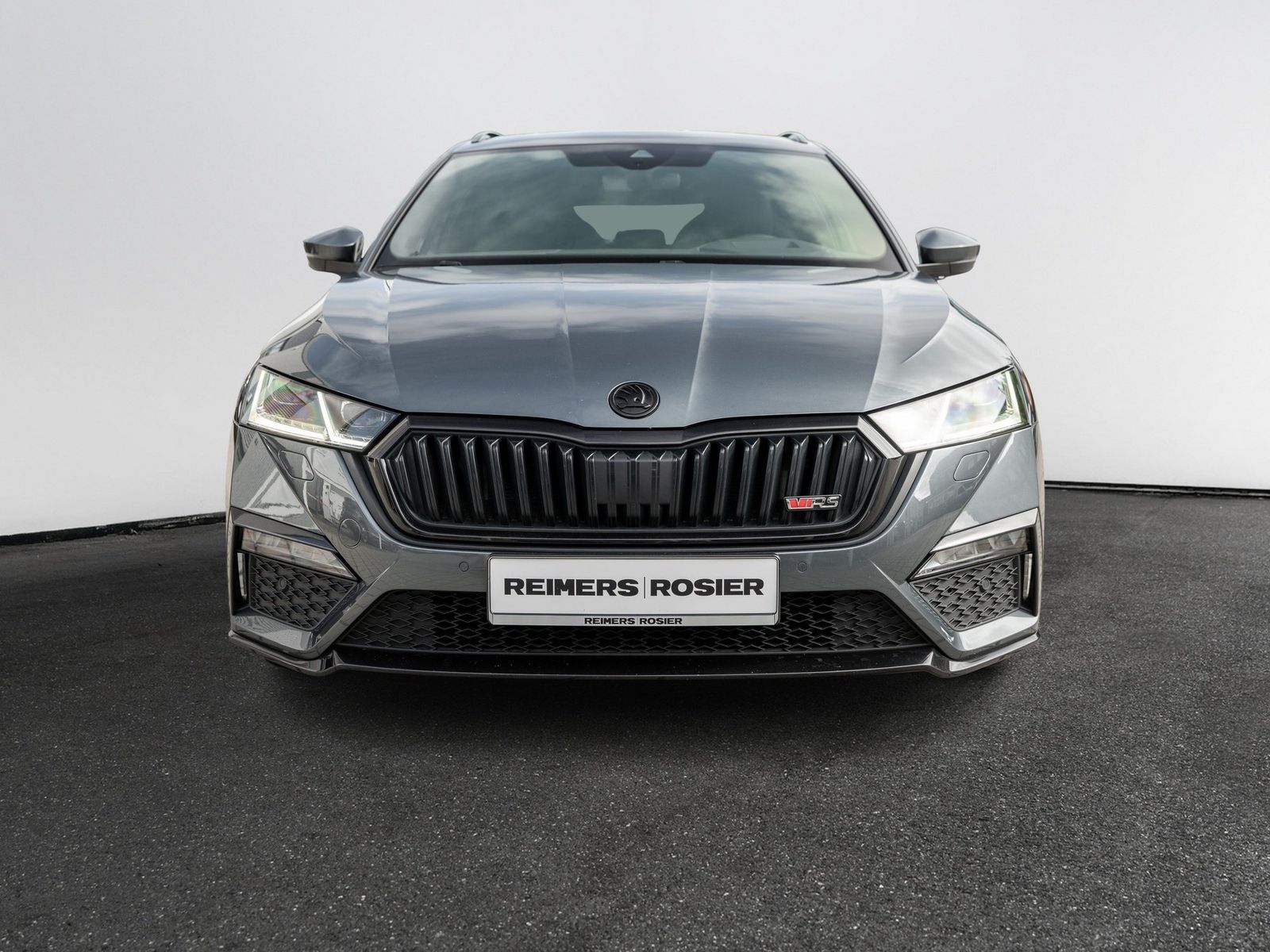 Skoda OCTAVIA C. RS 2.0 TDI DSG 4X4 DCC Kam. ACC HUD imagem 3