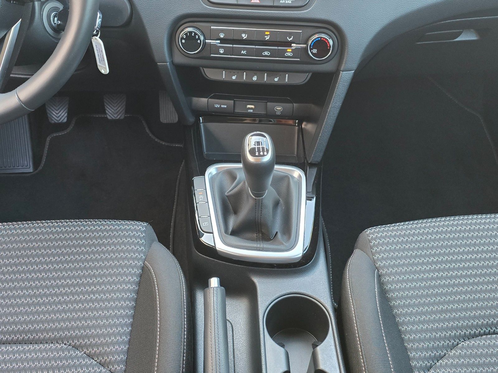 Fahrzeugabbildung Kia CEED SW  1.0 T-GDI Vision Allwetter