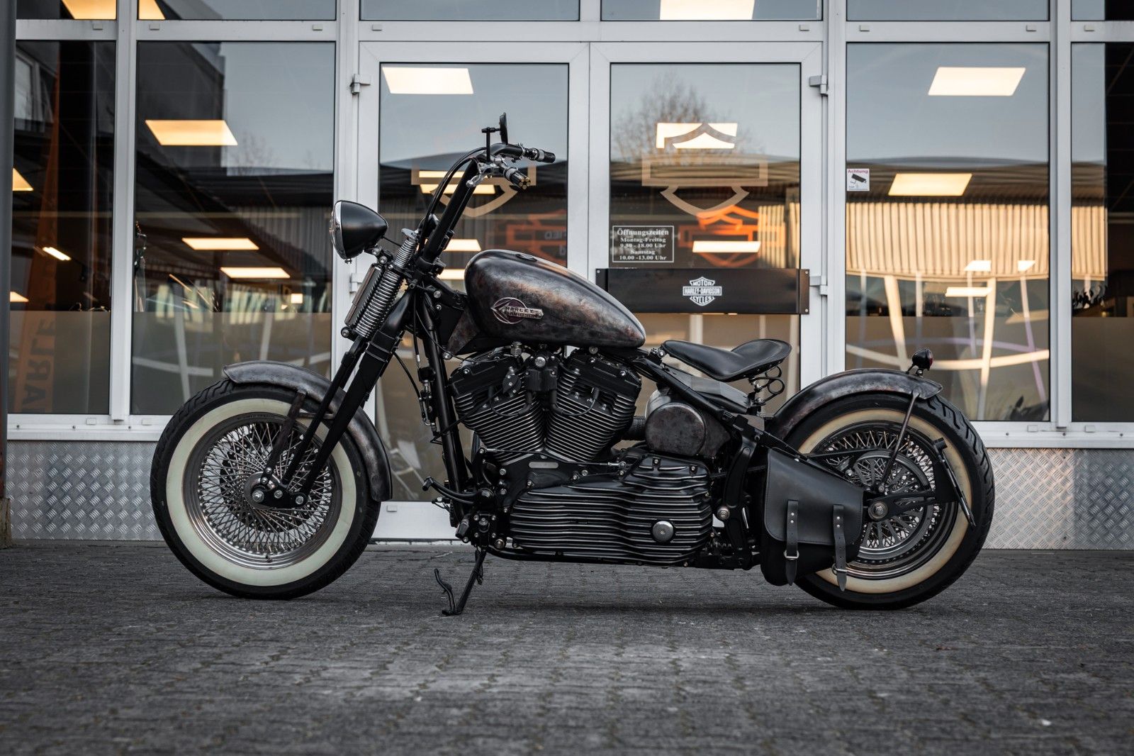 Fahrzeugabbildung Harley-Davidson Softail FAT BOY FLSTF - CUSTOM UMBAU - VERGASER