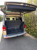 Volkswagen T5 California - graue Volkswagen T5 California