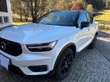 Volvo XC40 D3 AWD R-Design/Navi/LED/Pano/el.SHD
