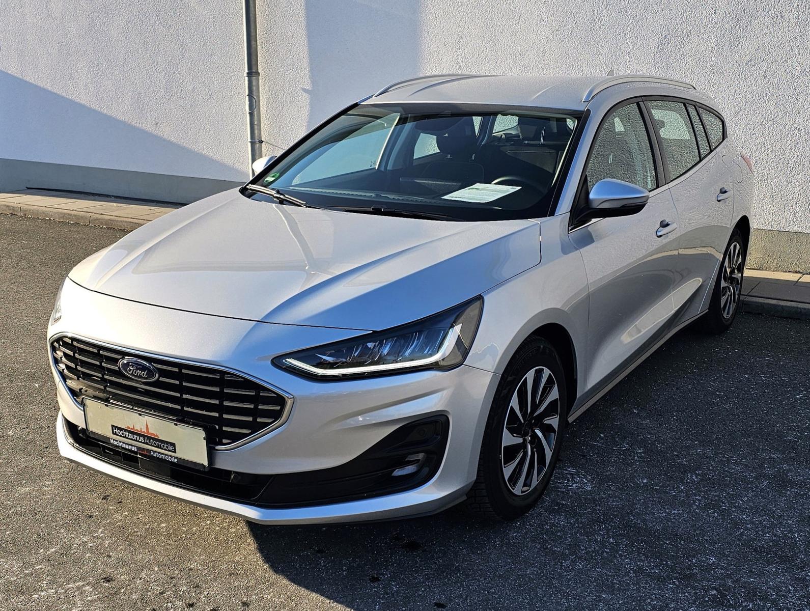 Ford Focus Turnier Titanium-CarPlay-Navi-PDC