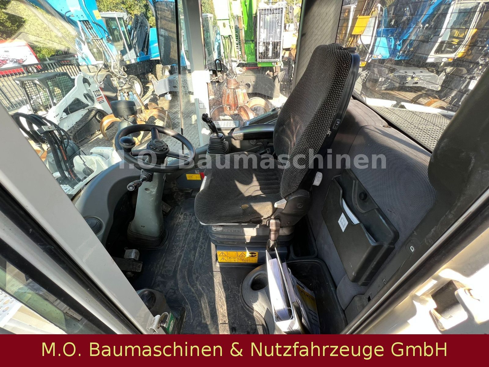 Fahrzeugabbildung Liebherr L 538 / AC /SW / Hochkippschaufel / ZSA /