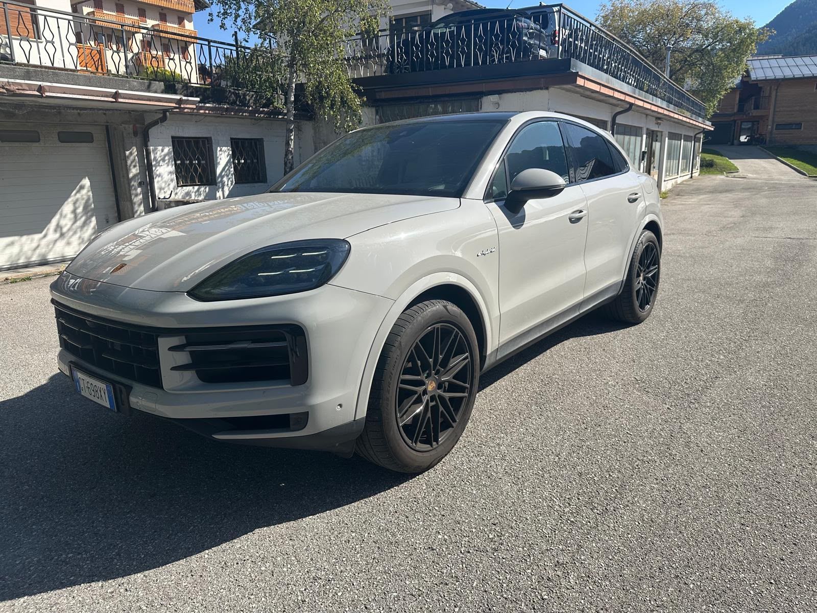 Porsche Cayenne E-HYBRID