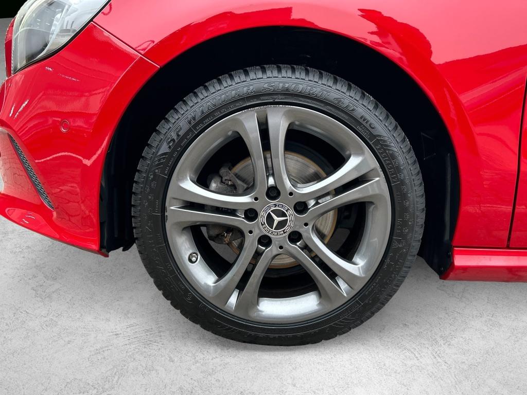 Mercedes-Benz A 180 d AUT KeyLess KlimaA LED LM Navi PDC SHZ