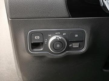 2021 Mercedes-BENZ EQA — миниатюра 23