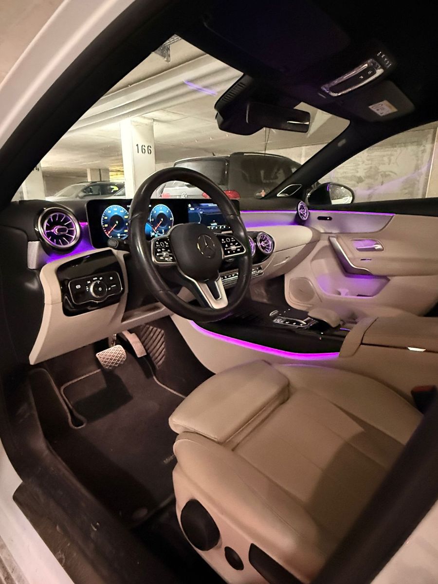 MERCEDES-BENZ  A 180 d Automatik | Burmester Soundsystem
