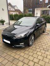 Ford Focus 1,0 EcoBoost 92kW ST-Line Black ST-Lin...
