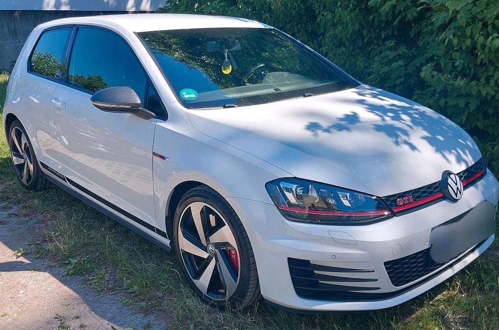 Image of Volkswagen Golf