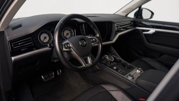 Volkswagen Touareg - 10