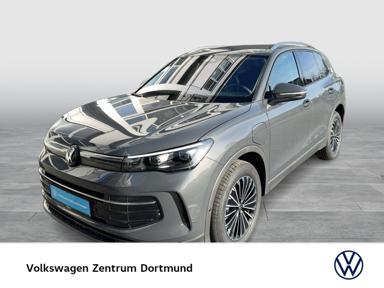 Volkswagen Tiguan 1.5 HYBRID LIFE CAM ACC LM18 CARPLAY