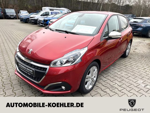 Peugeot 208 Signature 1.2 PureTech 110   Sitzheizung PDC