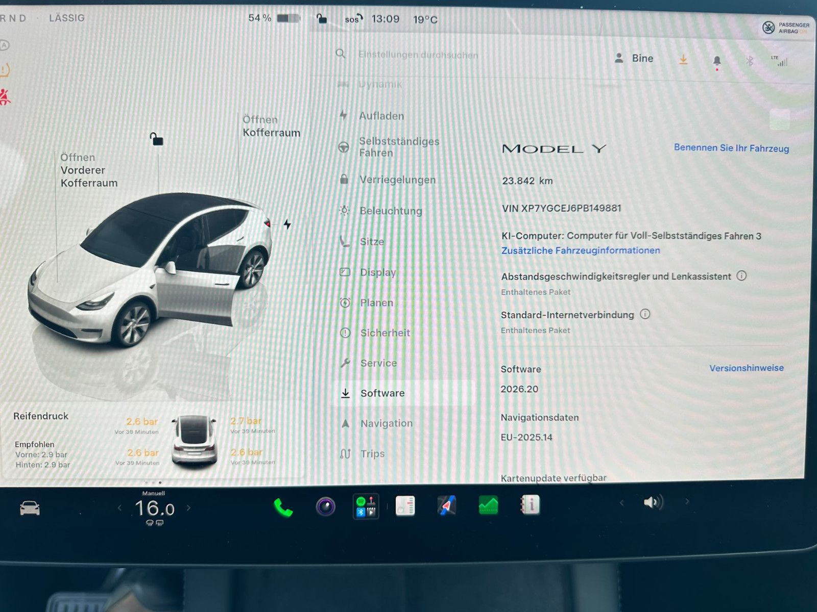 Tesla Model Y RWD Matrix LED Leder FSD SOH 95 foto 3
