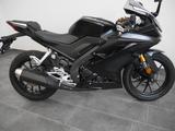 Yamaha YZF R 125 // Matt Schwarz // 32KM - YAMAHA R3