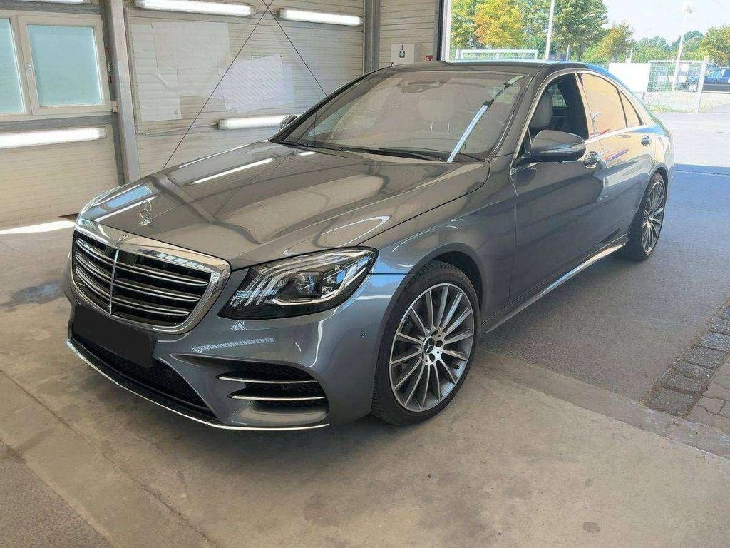 Image of Mercedes-Benz S 400