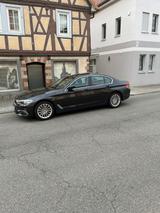 BMW 540i xDrive A - - BMW 540 mit Panoramadach
