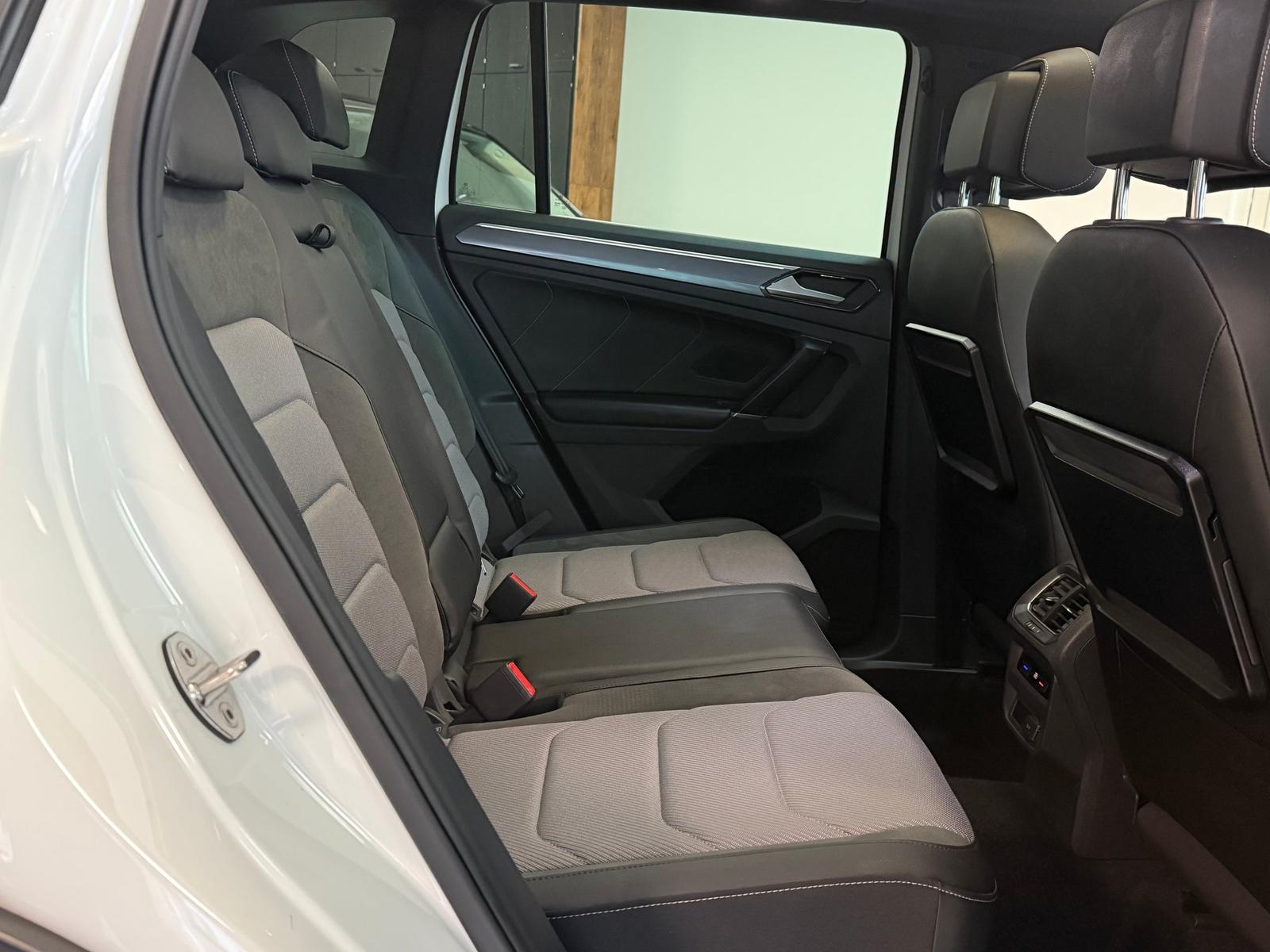 Volkswagen Tiguan 2.0 TSI R-Line 220PS 4M DSG Pano ACC LED