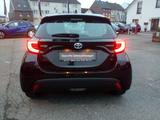 Toyota Yaris Team D 1.5-CVT-Hybrid Syst., Sitzheizung - Toyota Yaris Gebrauchtwagen in Mönchengladbach