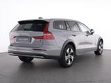 Volvo V60 Cross Country B4 AWD Plus+WINTERPAK+RFK+ - Volvo mit Diesel-Antrieb: Kombi