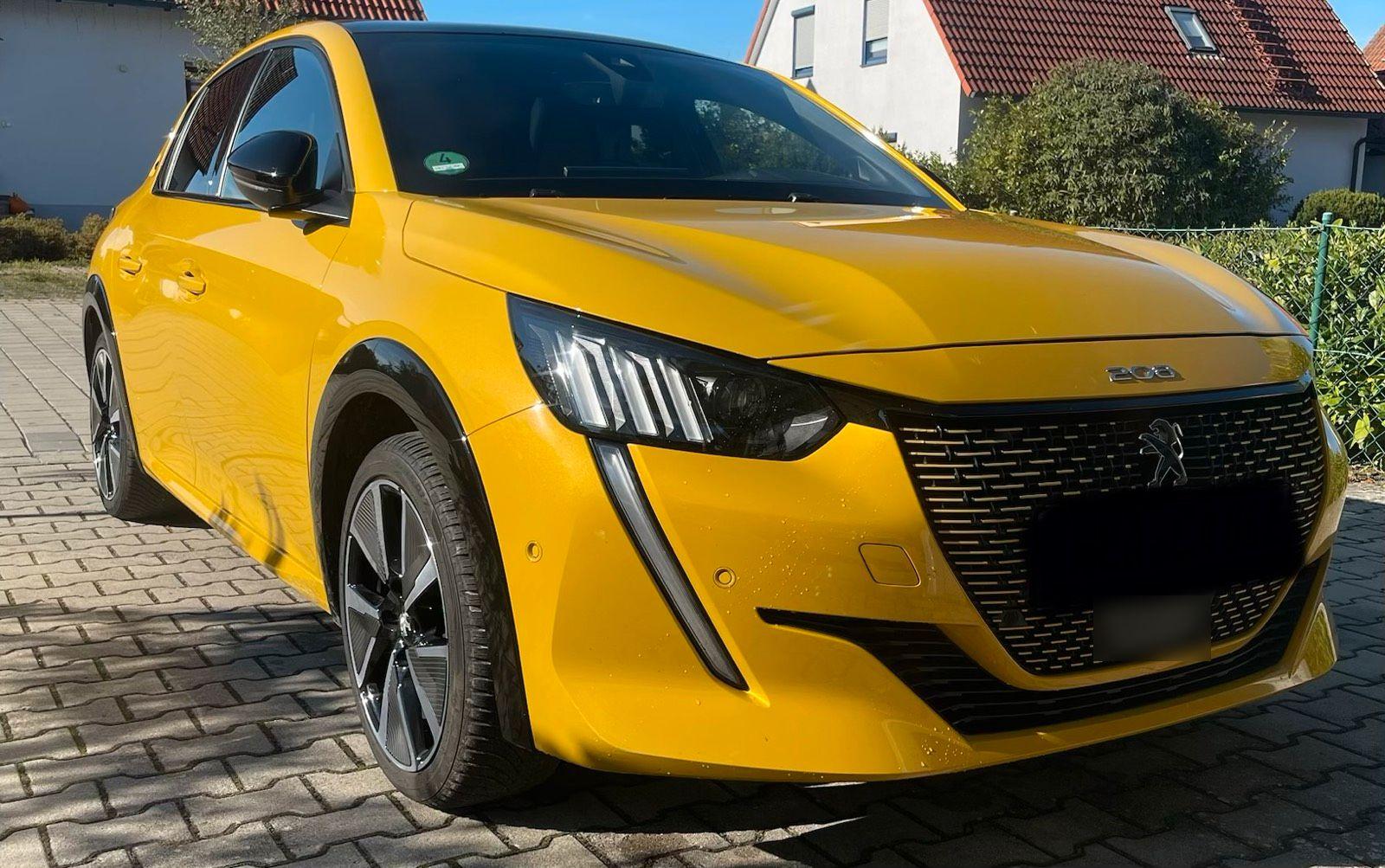 Peugeot e-2008