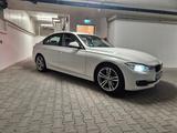 BMW 320d - F30  - BMW 320: F30