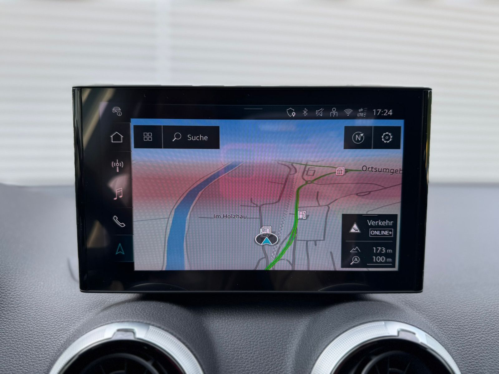 Fahrzeugabbildung Audi Q2 35 TFSI S line Navi ACC