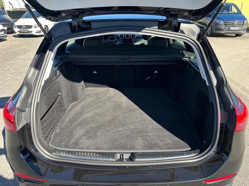 Fahrzeugabbildung Mercedes-Benz C 300 T AMG Navi LED Memory Kamera