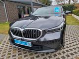 BMW i5 eDrive 40, 360° Cam, Pano, Sitzklima, B&W - BMW i5 mit Elektro-Antrieb: Head-Up Display