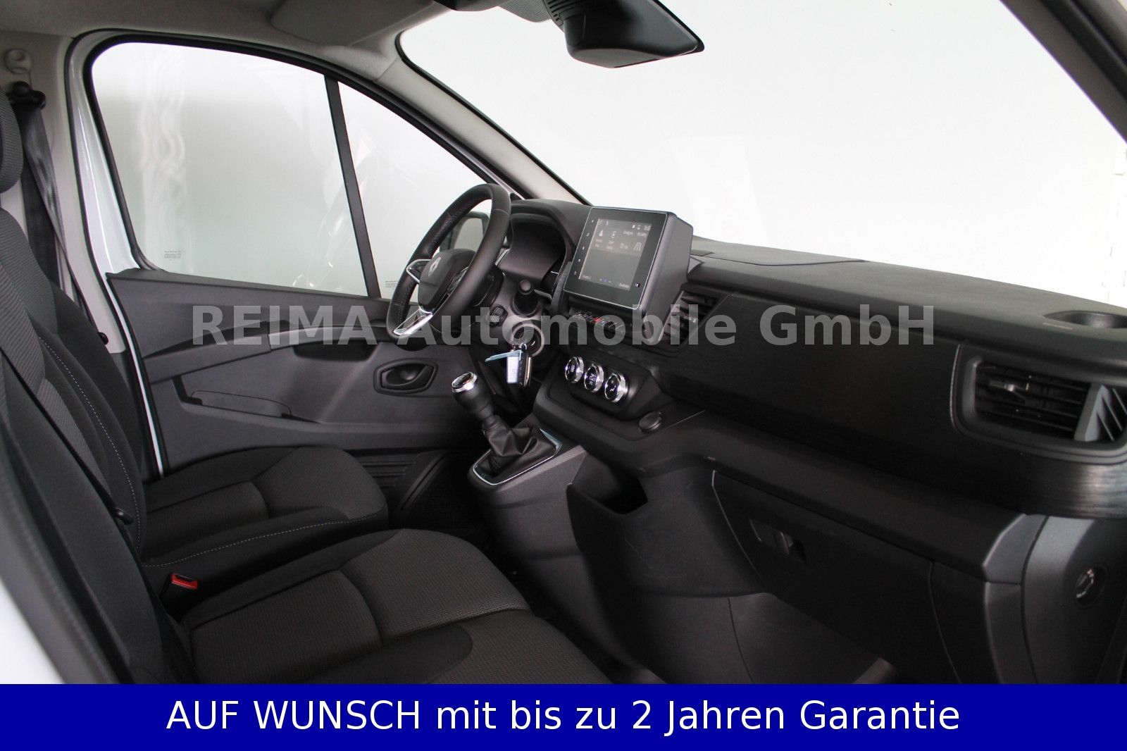 Fahrzeugabbildung Renault Trafic Kasten L2/H1 3,0t, LED, AHK, Kamera,Navi