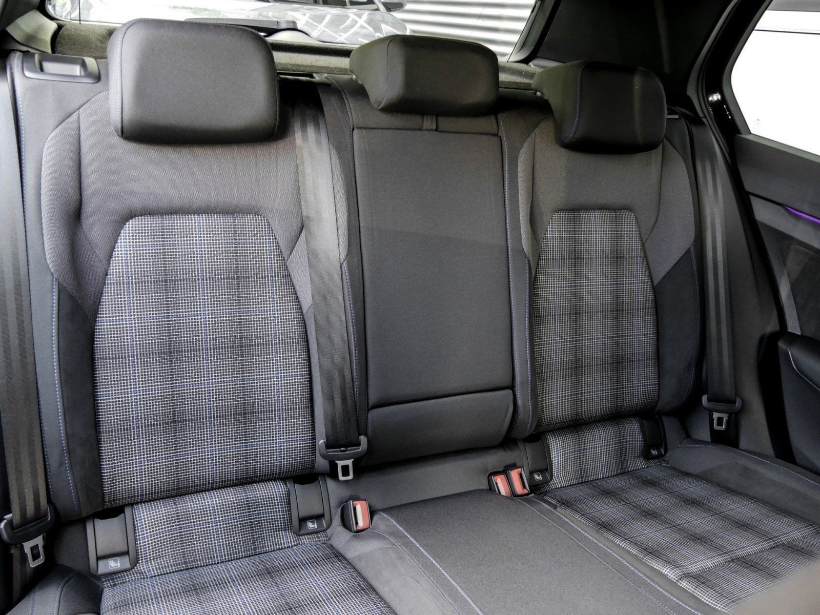 Volkswagen Golf VIII GTE Hybrid MATRIX BLACK STYLE AREA VIE foto 4