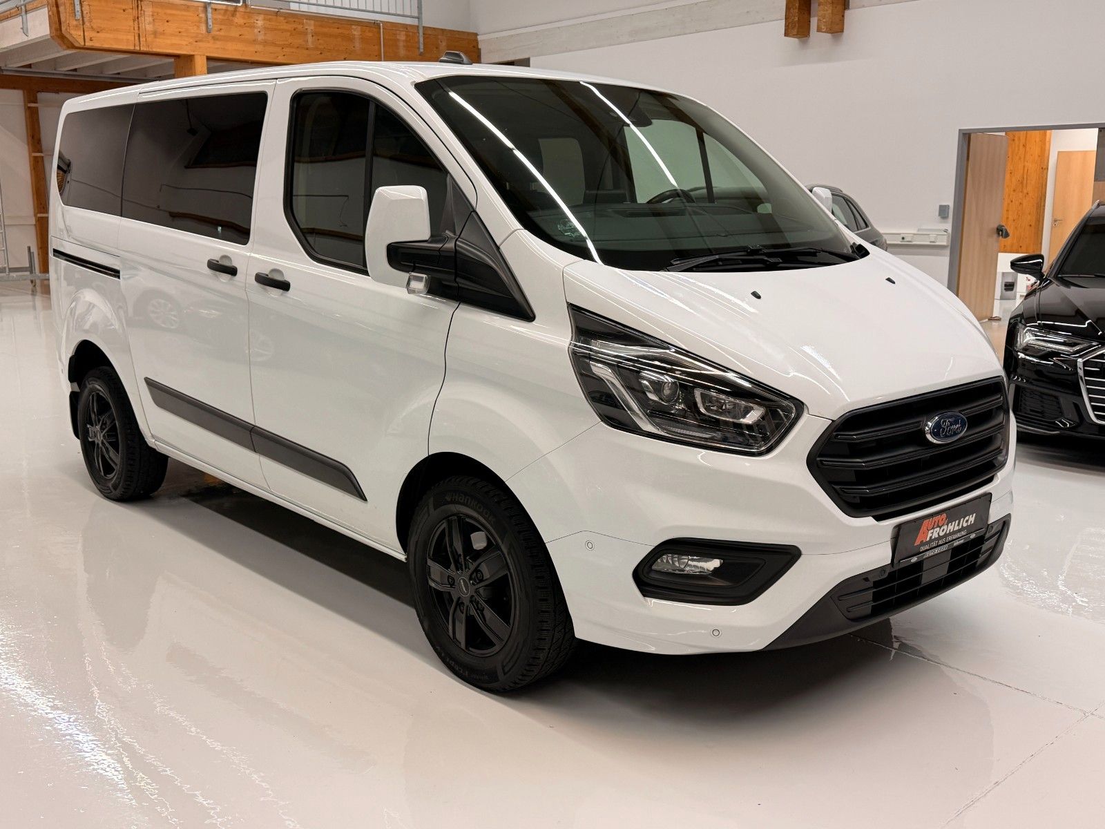 Ford Transit/Tourneo Custom Kombi 320L Rollstuhlkran imagem 3