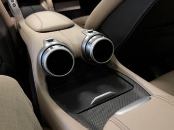 صورة مصغرة 35 لـ 2016 Ferrari GTC4LUSSO