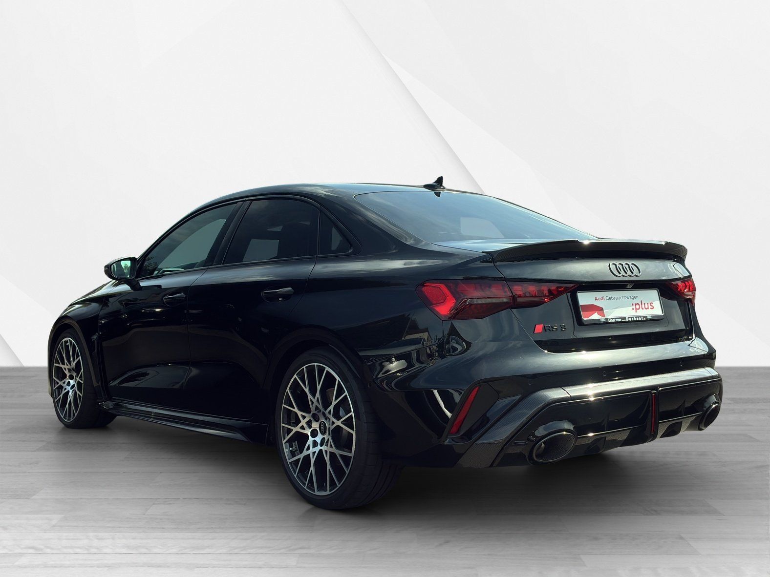 Fahrzeugabbildung Audi RS 3 Limousine 2.5 quattro TFSI HUD,Kamera,LED