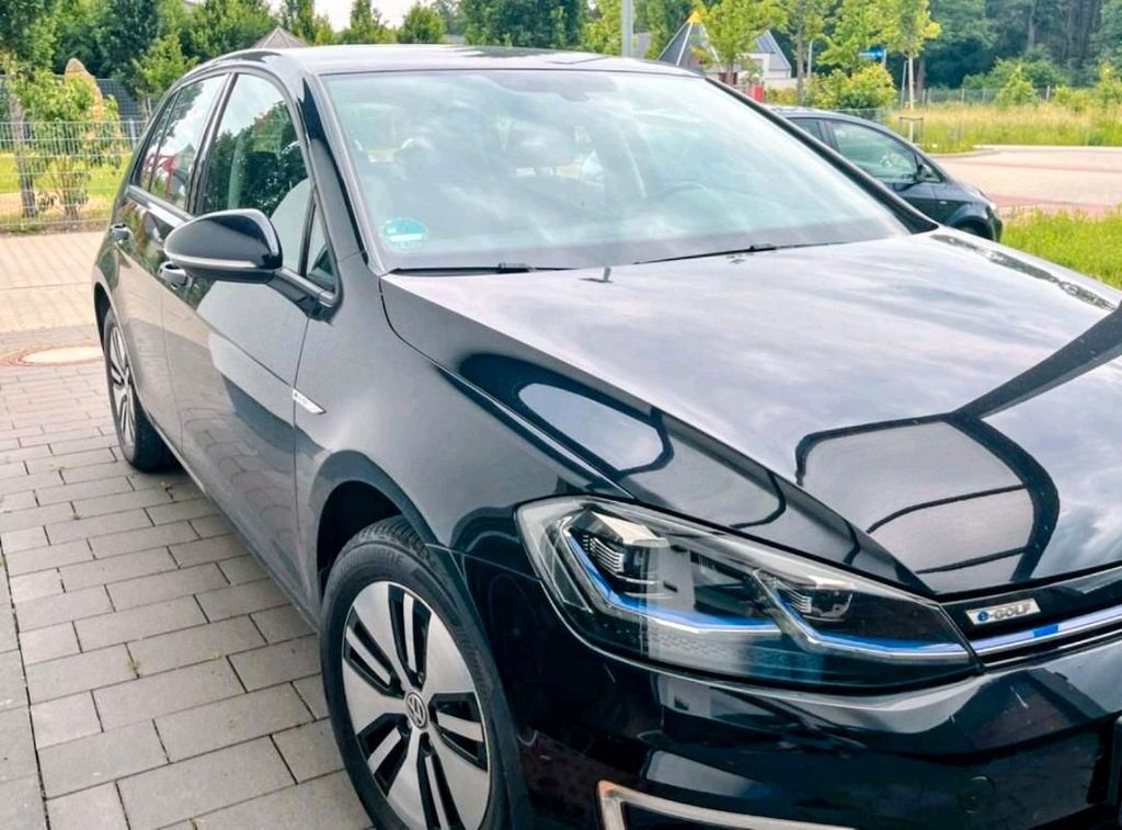 Image of Volkswagen Golf