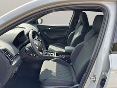 SKODA Karoq Sportline 4x4 2.0TSI_ DSG_LED Matrix_ AHK