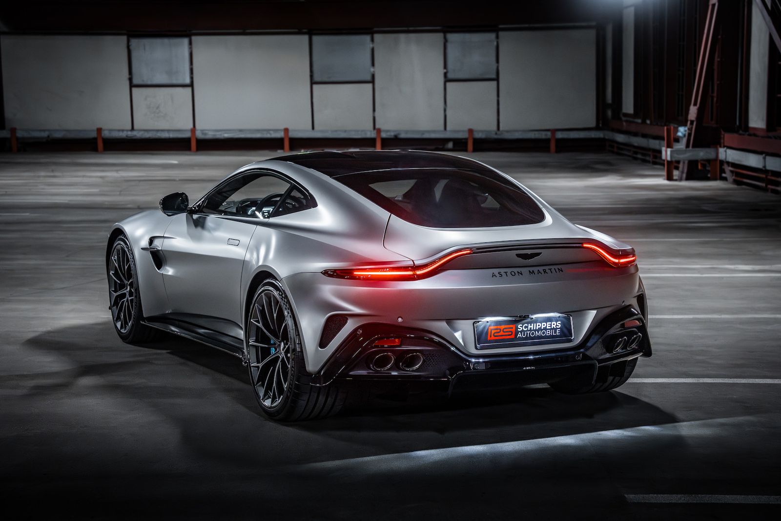 Fahrzeugabbildung Aston Martin V8 Vantage BOWERS&WILKINS|TRAUMAUTO|MY25