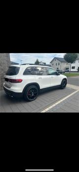 Mercedes-Benz GLB 250 4MATIC, AMG-Line,Garantie bei Mercedes - Mercedes-Benz GLB 250 von privat