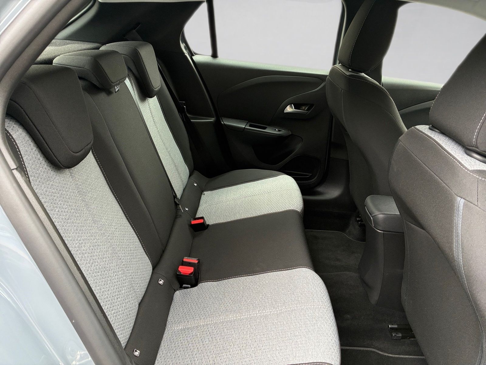 Fahrzeugabbildung Opel Corsa F 1.2 Turbo Edition Automatik LED,SHZ,PDC