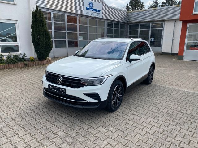 Volkswagen Tiguan Active/1.5TSI/131PS/Rückfahrkamera/Navi