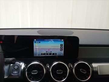 Mercedes GLB 200 - 11
