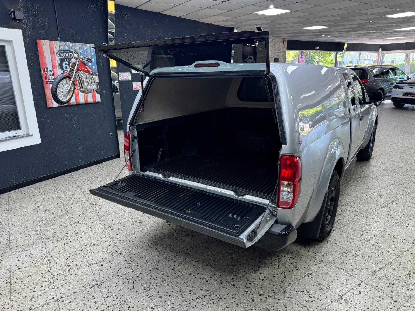 Nissan Frontier 2005 — photo 16