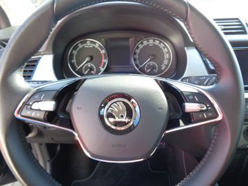 Bild 8 Skoda Fabia Combi Ambition 1.0TSI DSG PDC SML DAB TEMP