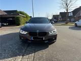 BMW 330d Luxury Line Automatic Luxury Line - BMW 330 aus 2013 mit Diesel-Antrieb: Limousine