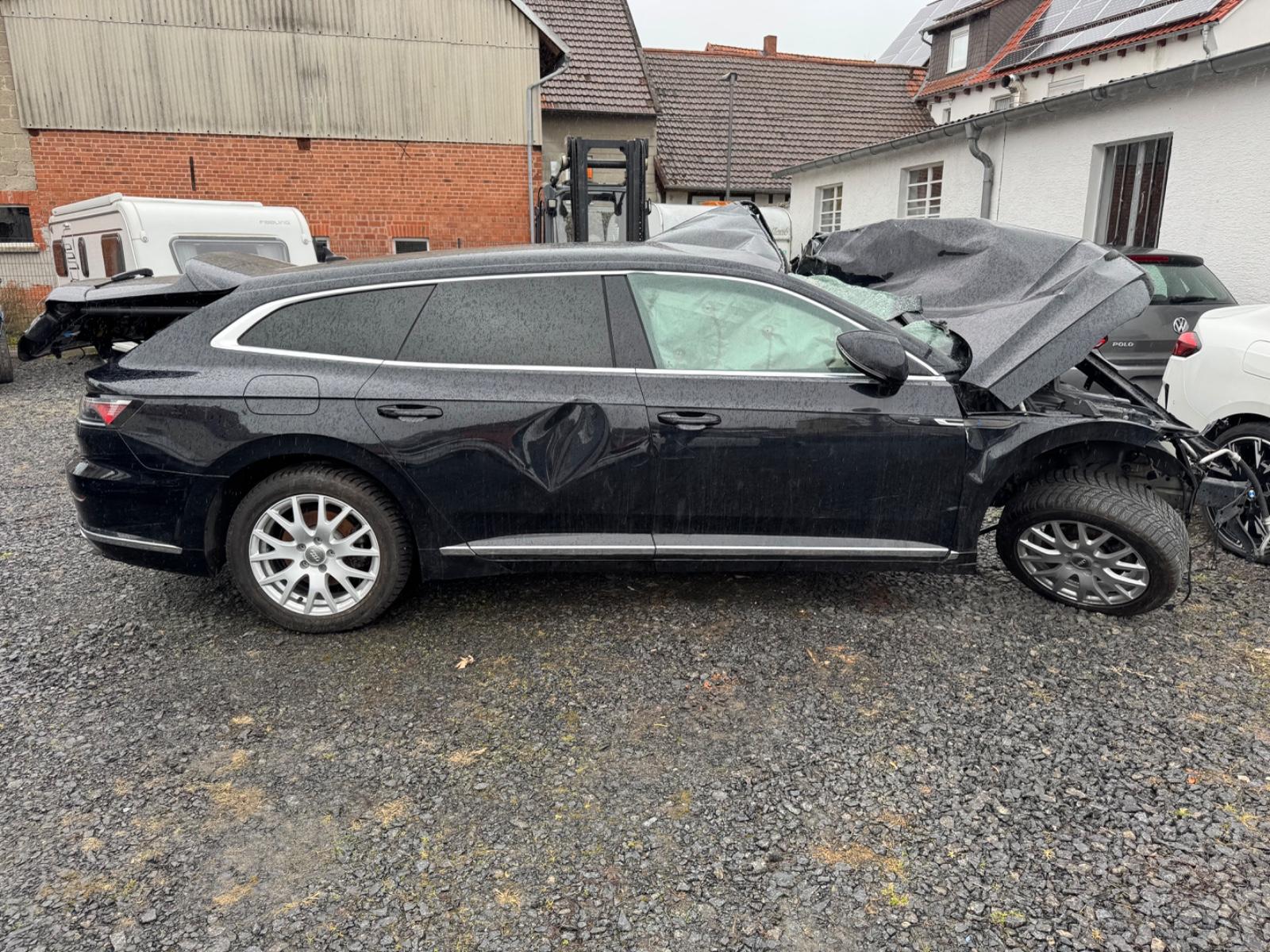 Volkswagen Arteon 2.0TDI 150PS*Shooting Brake*R-Line*