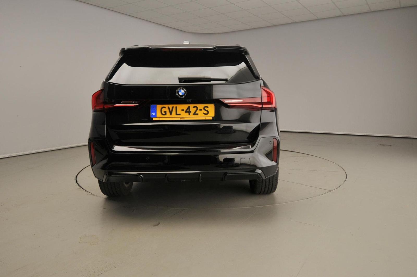BMW X1 sDrive20i M-Sportpakket LED navi AHK, миниатюра 3