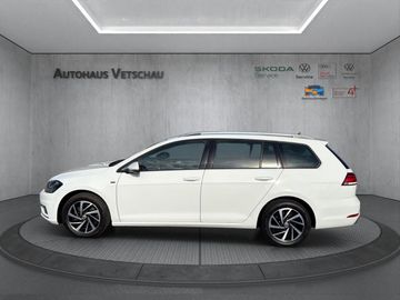 Volkswagen Golf - 2