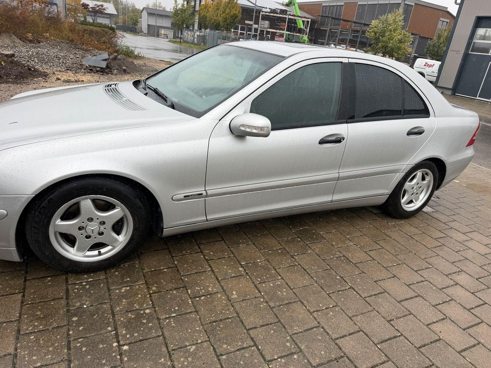 Mercedes-Benz C 200