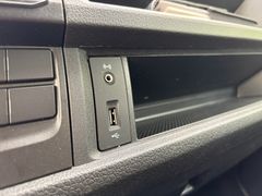 Fahrzeugabbildung Volkswagen T6 Multivan 150 PS DSG - AHK*NAV*SITZHZG*PDC!!!