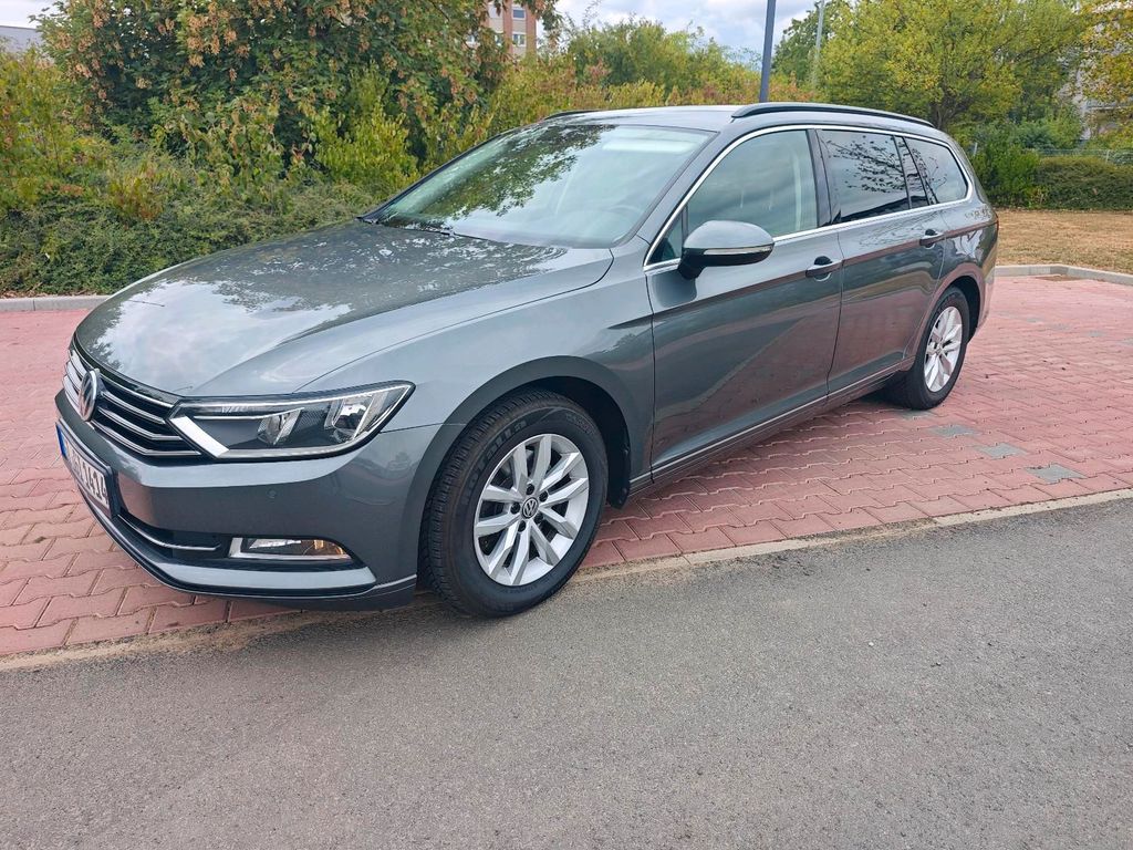 Image of Volkswagen Passat Variant
