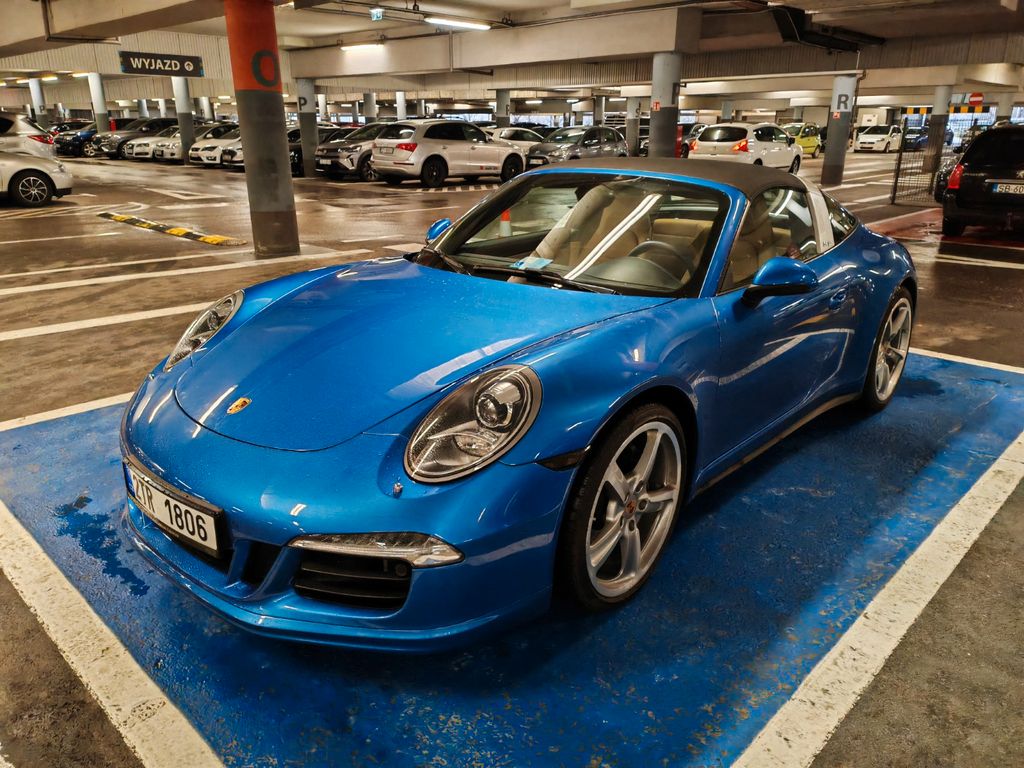 Porsche 991